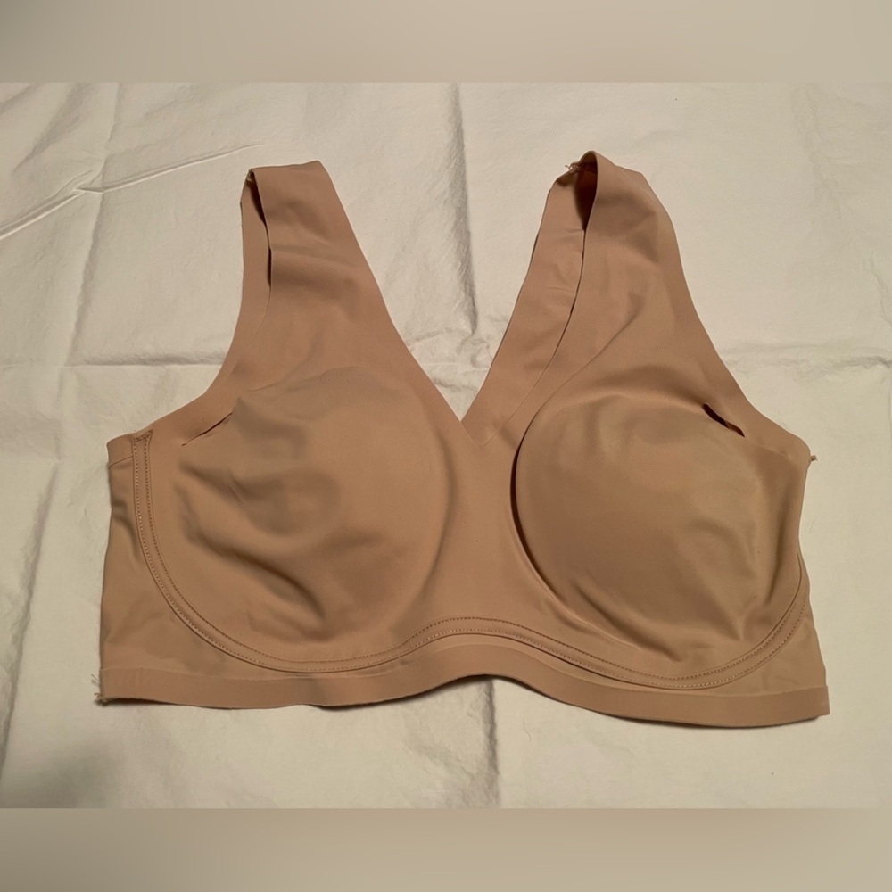 True and Co Women’s True Body V Neck Bra